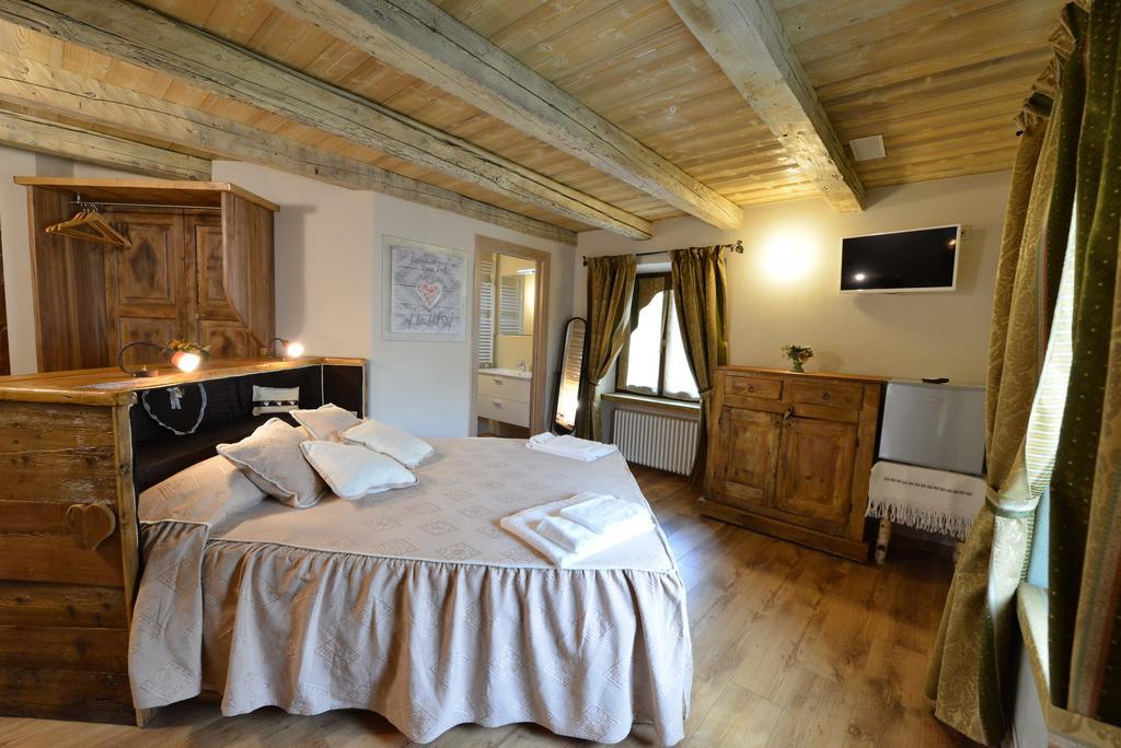 Vecchio Mulino Guest House Αόστα Εξωτερικό φωτογραφία